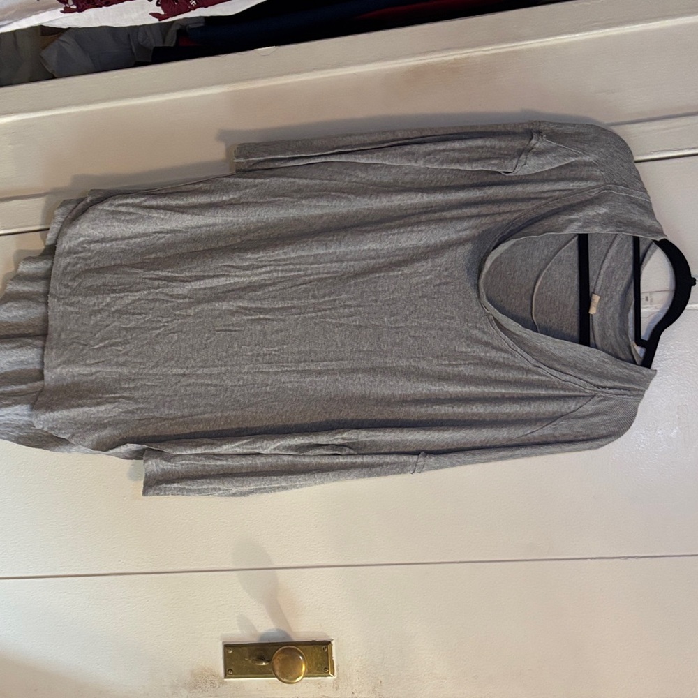 We The Free Gray Long Sleeve Tee